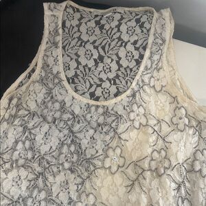 Floral Lace Sleeveless Top